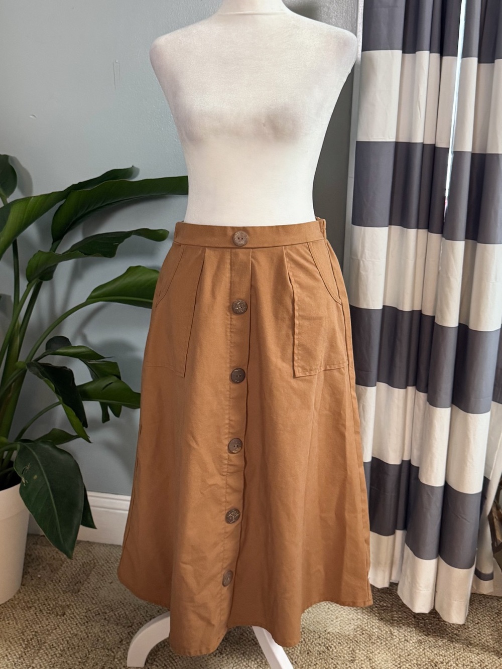 Modern Attraction Rust Brown Button Front Midi Skirt Size Medium - Picture 2 of 9